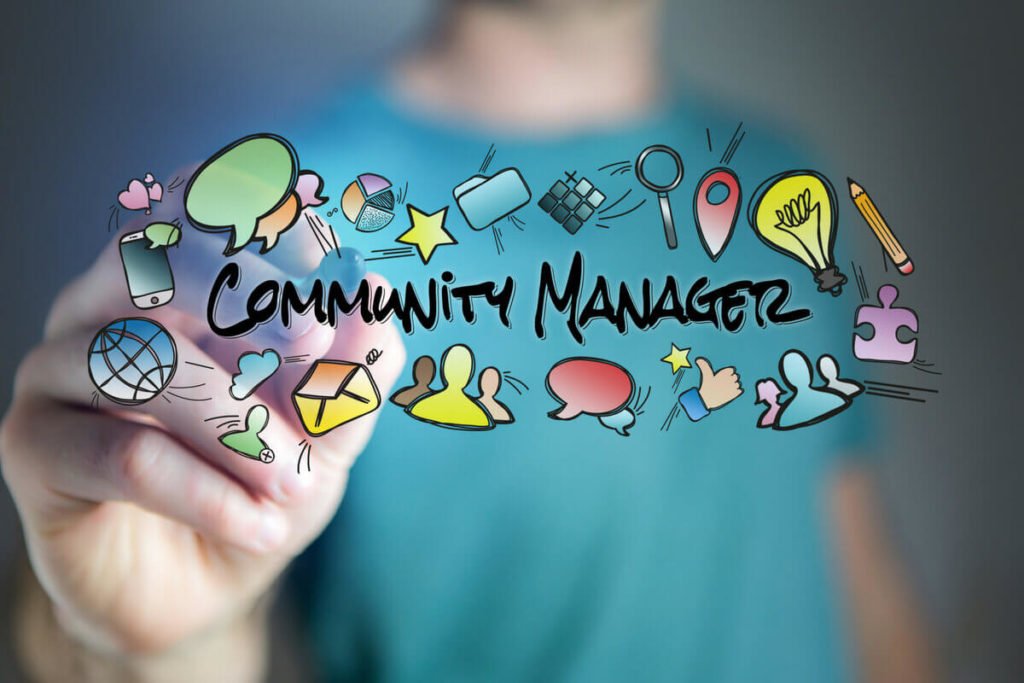 what-is-a-community-manager